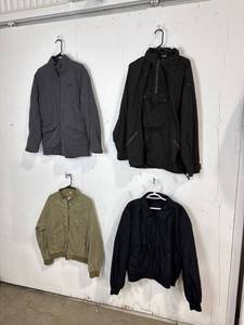 lot 2290 image: Lot of 4 Mens Jackets