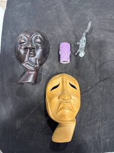 lot 2314 image: Decorative Masks, Holder, Cat