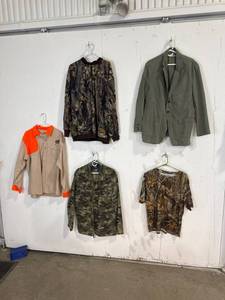 lot 2322 image: Mens Hunting & Casual Apparel Lot