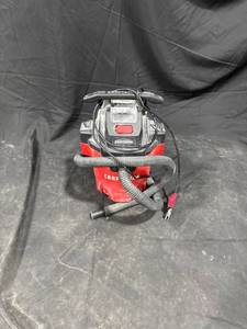 lot 2338 image: Craftsman 4-Gallon Shop Vacuum