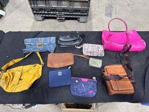 lot 2346 image: Assorted Handbags and Clutches Lot