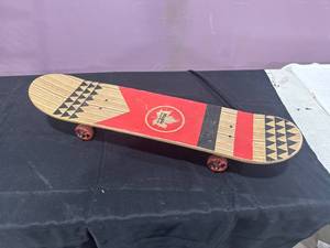 lot 2349 image: Maple Skateboards Skateboard