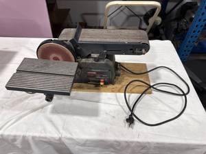 lot 2391 image: Craftsman BeltDisc Sander