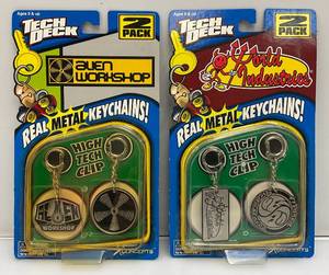 lot 33 image: Vintage 1999 Tech Deck High Tech Clip Real Metal Key Chains (New Old Stock)