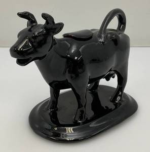 lot 43 image: Antique Staffordshire Black Porcelain Jackfield Bull Cow Creamer Pitcher 7 (Chips Present On Creamer lid)
