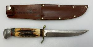 lot 50 image: 1930s-40s Sothern And Richardson Nest Knife Made In Sheffield England With Leather Sheath 5 Blade