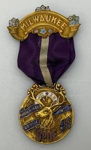 lot 162 image: 1946 Vintage Milwaukee Wisconsin Elks Lodge BPOE