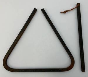 lot 175 image: Antique Cast Iron Dinner Triangle 12