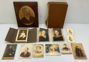 lot 233 image: Misc. Vintage Photographs