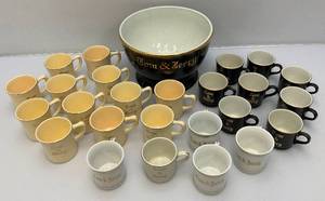 lot 245 image: Vintage TOM & JERRY Drink Cups And Bowl