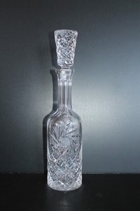 lot 7 image: Crystal Decanter