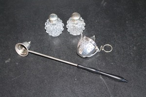 lot 21 image: Sterling Silver Tableware