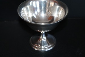 lot 24 image: Sterling Silver Sherbet