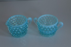 lot 20 image: Fenton Hobnail Creamer & Sugar