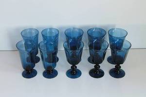 lot 39 image: Lenox Antique Dark Blue Stemware