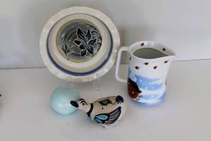 lot 59 image: Artisan Pottery Pitcher, Bowl & D�cor