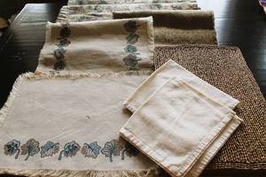 lot 108 image: Table Linens
