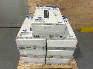 lot 19 image: DuraVent Lot of 7- 6DVL-46TA Double-Wall Black Stive Pipes with Telescoping Length 29  to 46