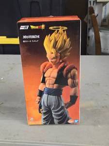 10 Bandai Ichibansho Dragon Ball Z Super Gogeta Figure (in original packaging)