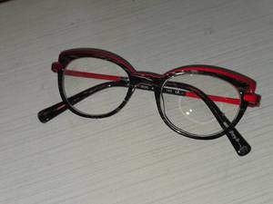 J. P. Rey PA037 Eyeglasses - Distintive Cat Eye Shape with Red Top Bar and Black & White Pattern - 0030 47-18-140