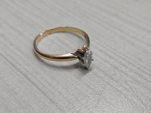 Womens 14K Gold Ring