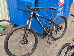 Vitus 24 Trail Bike 18 Black Frame