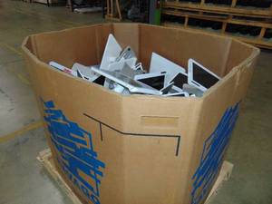 lot 11C image: Large Lot Clover Station POS System Model C500 HFS-C500 Gaylord 522 lb