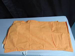 lot 21 image: IKEA ANGSLILJA  QUEEN Duvet Cover with Pillowcase Bed Set