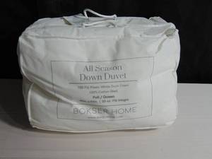 lot 66 image: All Season 700 Fill Power Luxury White Duck Down Duvet Comforter Insert - FullQueen  BOKSER HOME