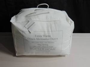 lot 73 image: Extra Warm Premium Down Alternative Duvet Comforter Insert - KingCal King - White  BOKSER HOME