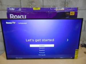 lot 50 image: Roku 40 Select Series 1080p Full HD Smart TV w TV Remote 40R3B4