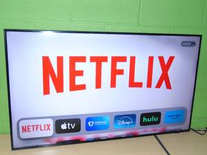 lot 33 image: SAMSUNG 50 Class DU6900 Crystal UHD 4K Smart TV UN50DU6900FXZA