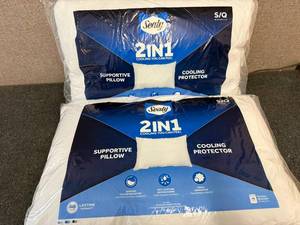 lot 1 image: 2 Sealy Cooling Pilows