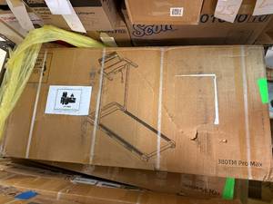 lot 20 image: 380Tm Pro Max Compact Treadmill