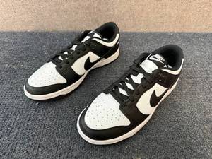lot 56 image: Nike Dunk Lows - Womens 8.5 Mens 7
