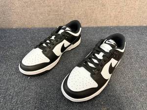 lot 59 image: Nike Dunk Lows - Womens 8.5 Mens 7