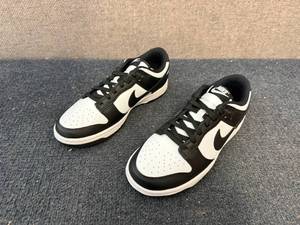 lot 61 image: Nike Dunk Lows - Womens 8.5 Mens 7