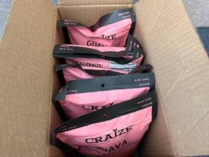 lot 189 image: 6 Bags Of Craize Guava Toasted Crackers