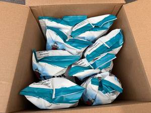 lot 210 image: Box Of Cape Cod Salt & Vinegar Chips