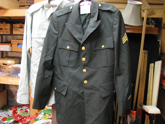 lot 72 image: Class A army dress shirt and jacket