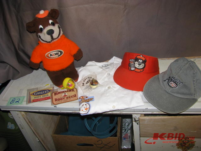 lot 82 image: A&W lot