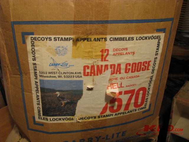 lot 84 image: goose decoys