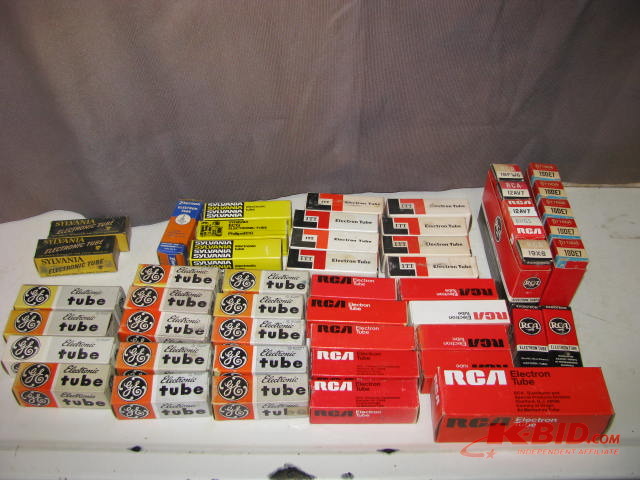lot 3 image: NOS electronic tubes