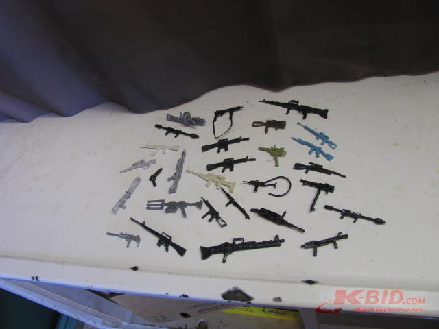 lot 35 image: toy weapons