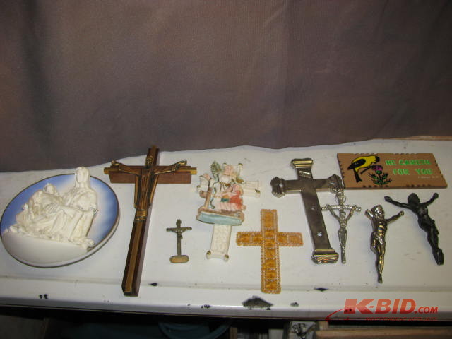 lot 58 image: religious items