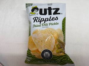 lot 63 image: SSS. 6x 7.75oz Utz Ripples-Fried Dill Pickle