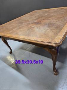 lot 23 image: BIG Square Coffee Table 39.5 x 39.5 x 19 Tall