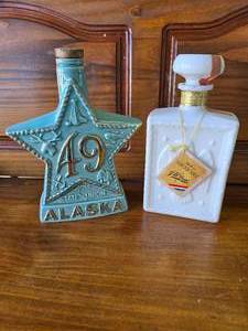 lot 32 image: Star Alaska 49 Beam Decanter, and J.W. Americana Kentucky Bourbon Whisky