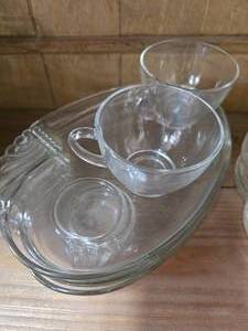 lot 51 image: Vintage Snack Set, Set of 4