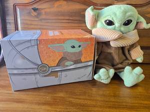 lot 64 image: NIB- Baby Yoda